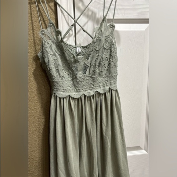 ZENANA Crochet Lace Ruffle
Cami top tank size XL - Picture 5 of 12